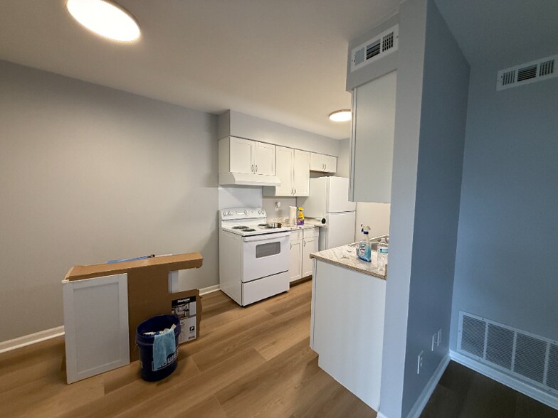 Building Photo - 1114 5th St