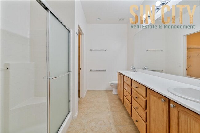 Building Photo - "Charming 3-Bed Haven with 1,718 Sq. Ft. of Comfort in Sun City Aliante!"