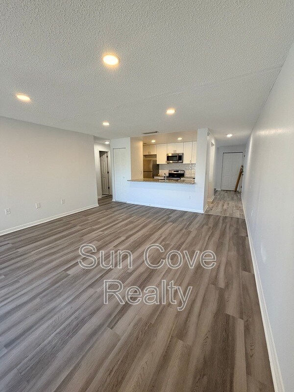 Building Photo - 9940 7th Way N