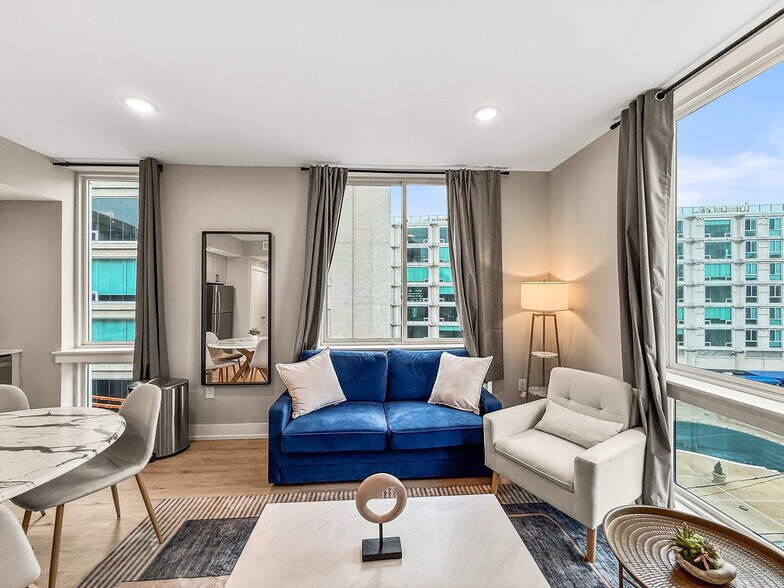 Primary Photo - 626 N Delaware Ave