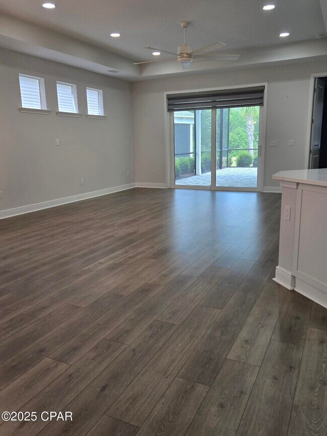 Building Photo - 8571 Island Breeze Ave