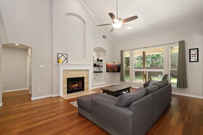 Building Photo - 18121 Whitewater Cove