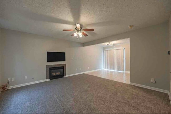 Building Photo - 2564 Hickory Pine Ln