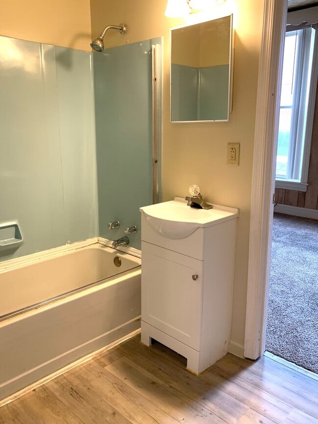 Building Photo - 135 S 2nd St