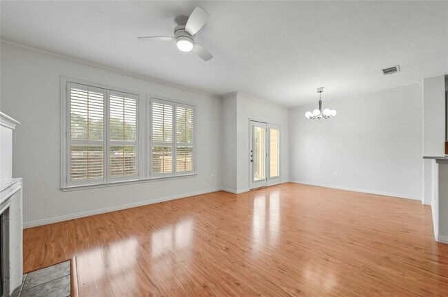 Building Photo - 4620 W William Cannon Dr