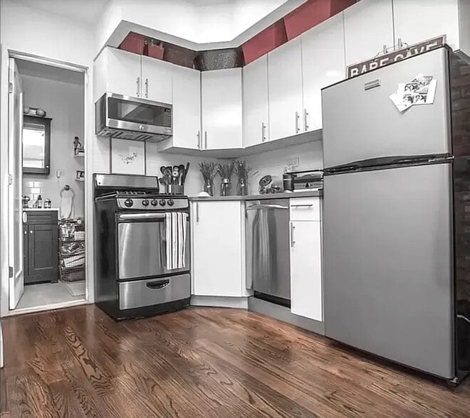 Building Photo - 175 Ludlow St