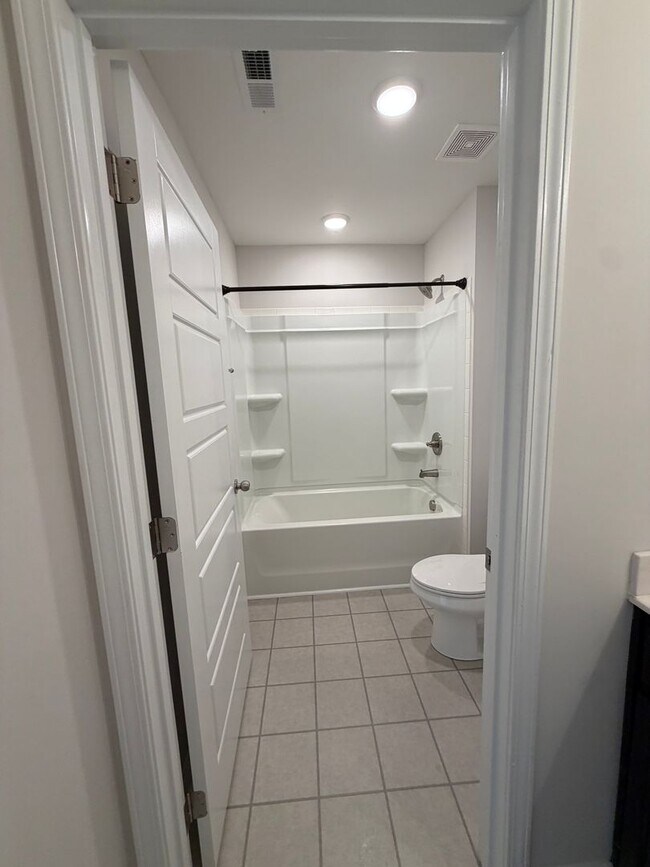 Building Photo - 2636 Rafiki Dr