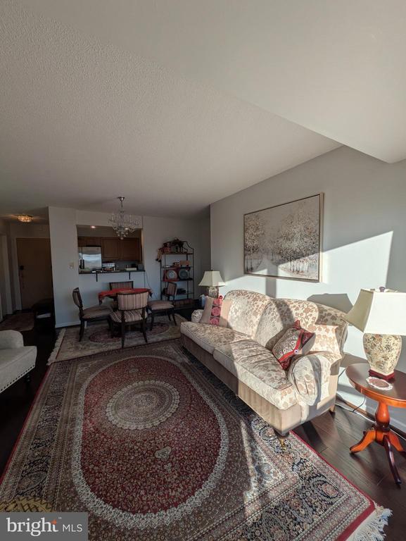 Building Photo - 2111 Wisconsin Ave NW