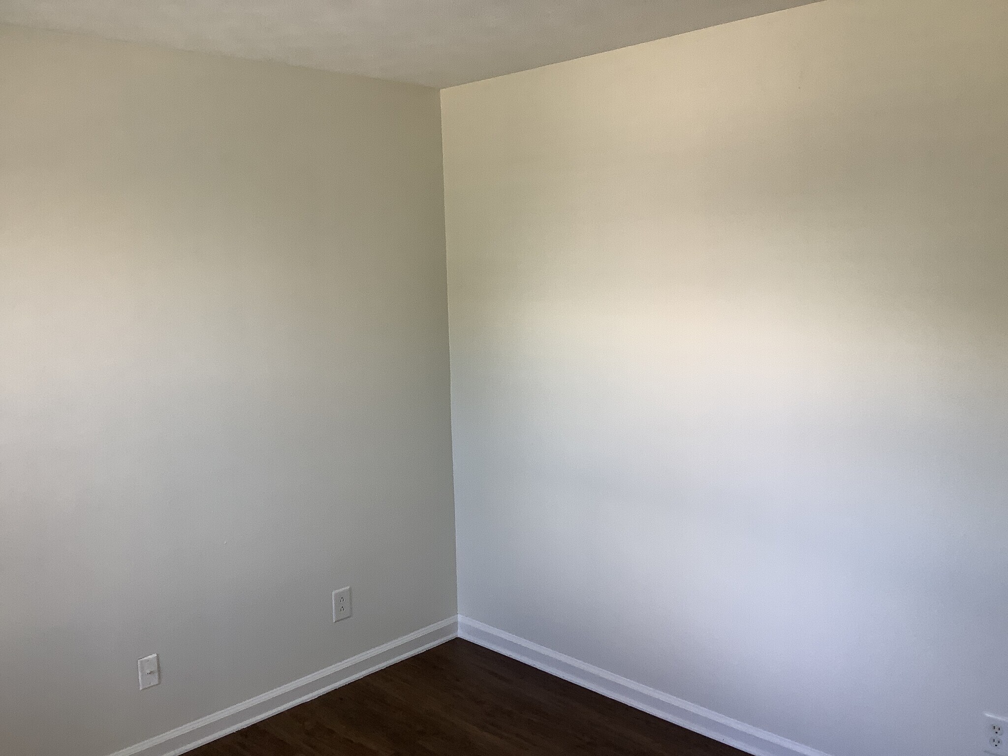 Building Photo - 2377 Ferndown Dr