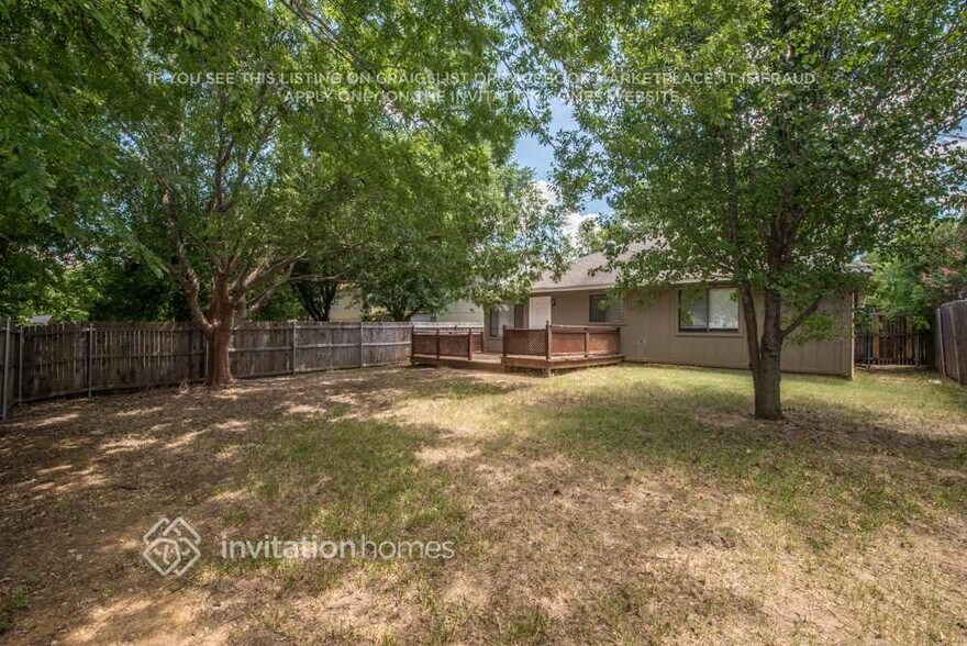 Building Photo - 831 Wyndham Pl