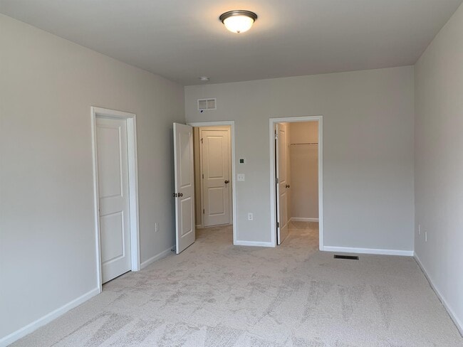 Building Photo - 6193 Beale Loop