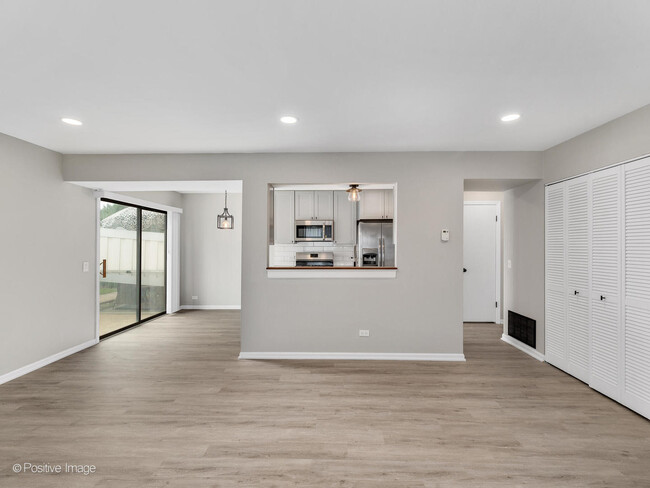 Building Photo - 721 Sunfish-