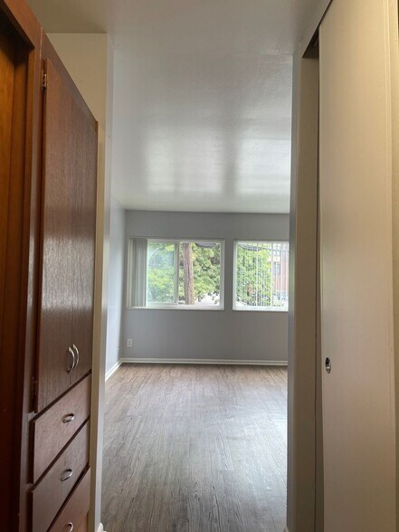 Interior Photo - Bellevue Place Apartments