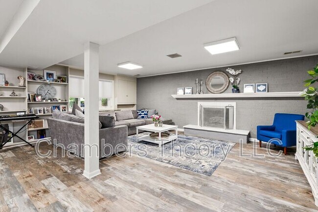 Building Photo - 7713 Arrowood Ct