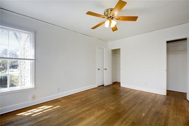 Building Photo - 1602 Mohle Dr
