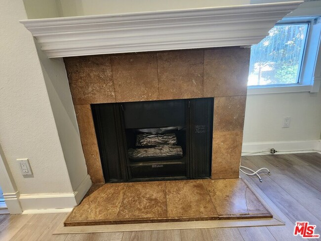 Building Photo - 11230 Peach Grove St