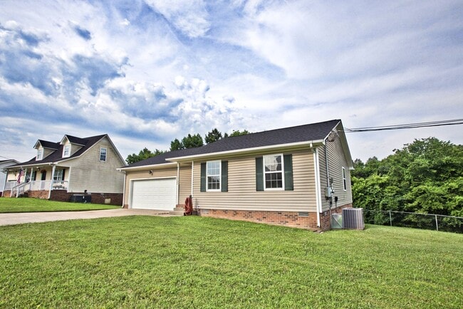 Building Photo - 238 Audrea Ln