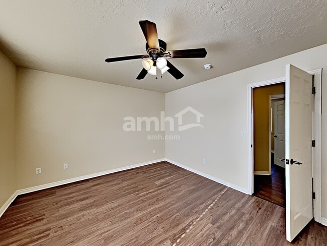 Building Photo - 5397 S 4200 W