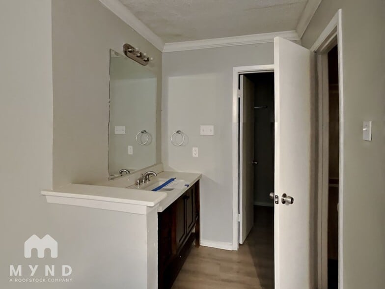 Building Photo - 205 Wildfire Dr