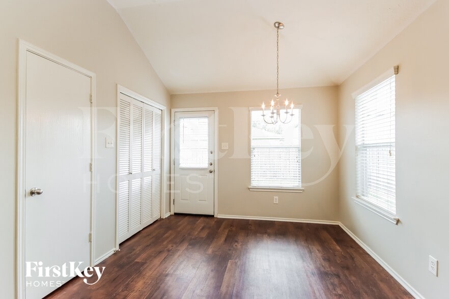 Building Photo - 21231 Wortham Oaks Dr