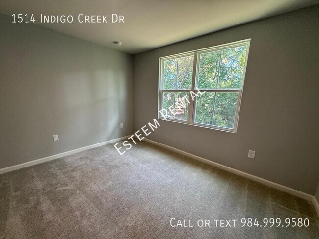 Building Photo - 1514 Indigo Creek Dr