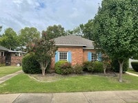 Building Photo - 1830 Young Farm Rd