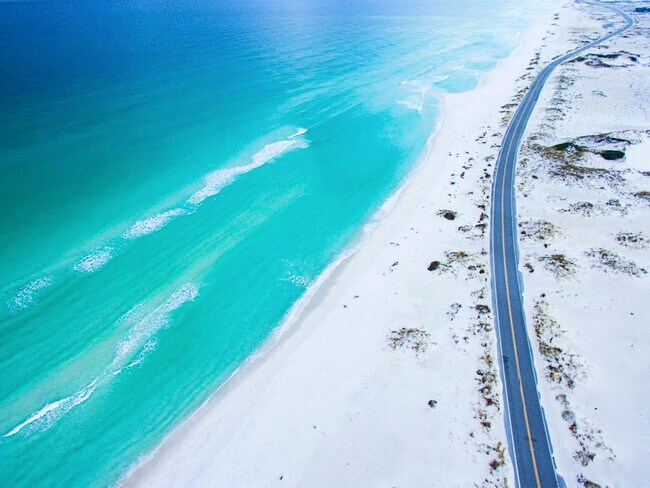 Building Photo - 14289 Beach Heather Ct