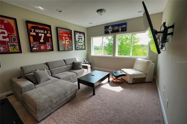 Building Photo - 594 Windy Pne Wy