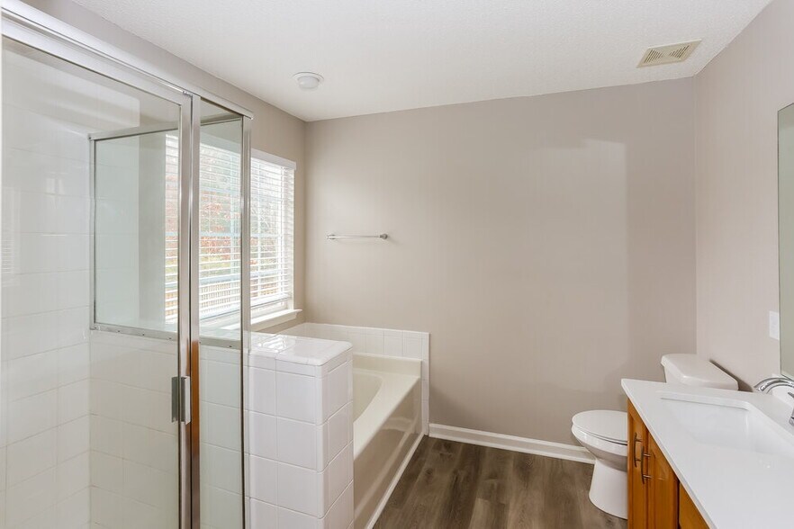 Building Photo - 5719 Falls Ridge Ln