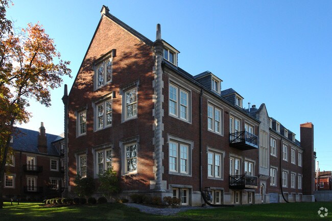 Building Photo - 966 Cherokee Rd