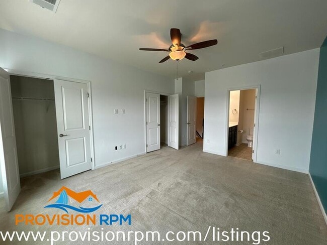 Building Photo - 465 Willow Bend Dr