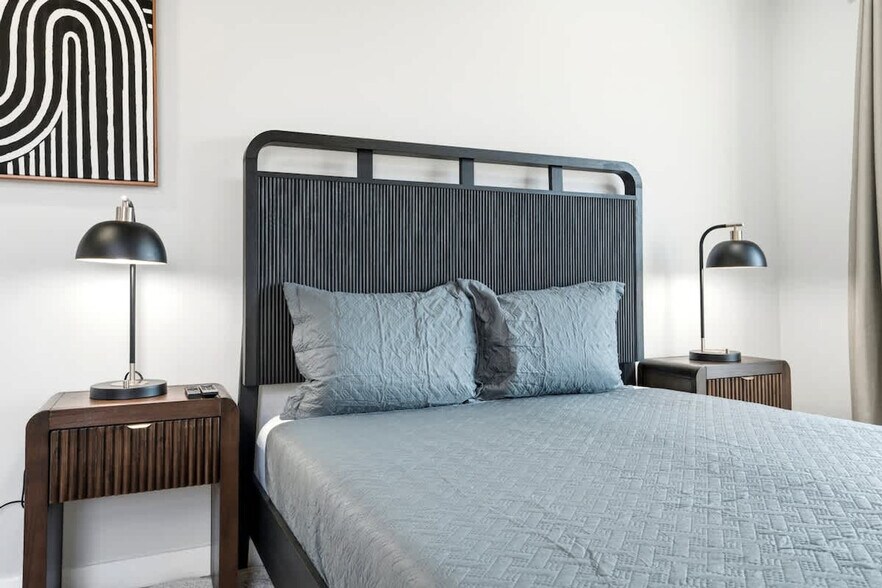 Building Photo - 225 Hancock Ave