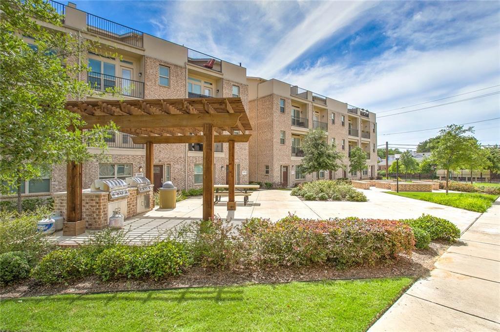 Building Photo - 1310 Rancho Mirage Dr