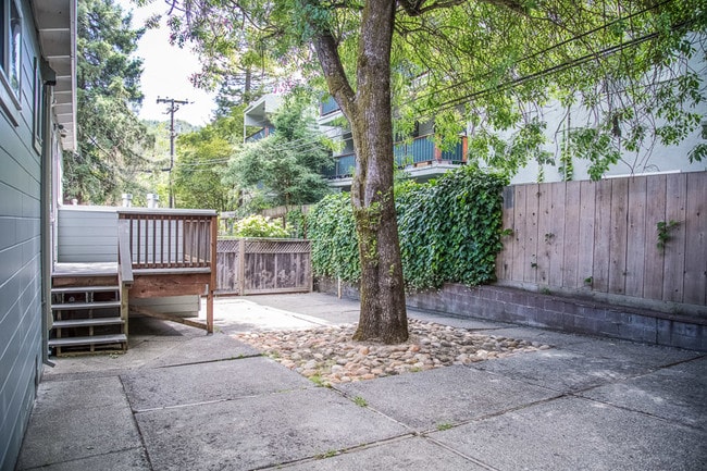 Building Photo - Hammondale