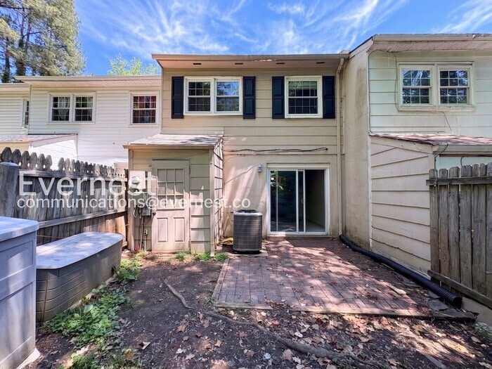 Building Photo - 14806 Bryan Ct