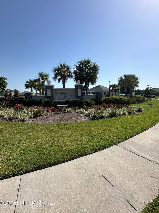 Building Photo - 2062 Garrison Wy