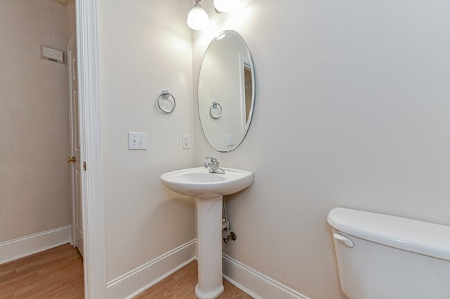 Building Photo - 3420 Archdale Dr