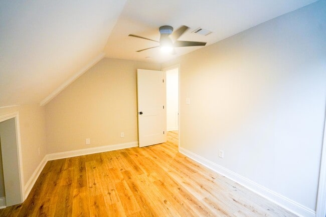 Building Photo - 1214 Forbes Ave