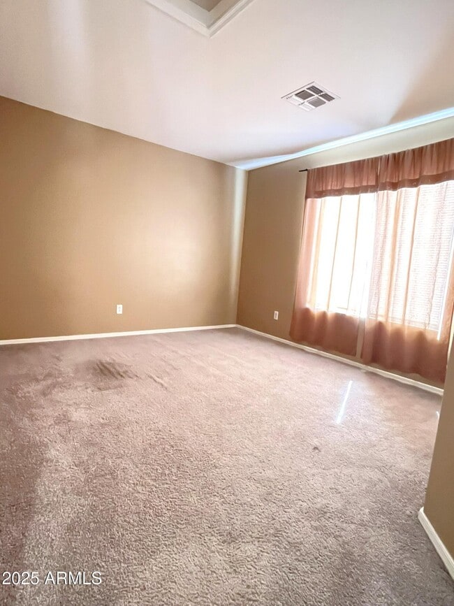 Building Photo - 2610 S Moccasin Trail