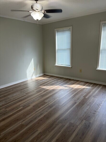 Building Photo - 26B Northtown Rd