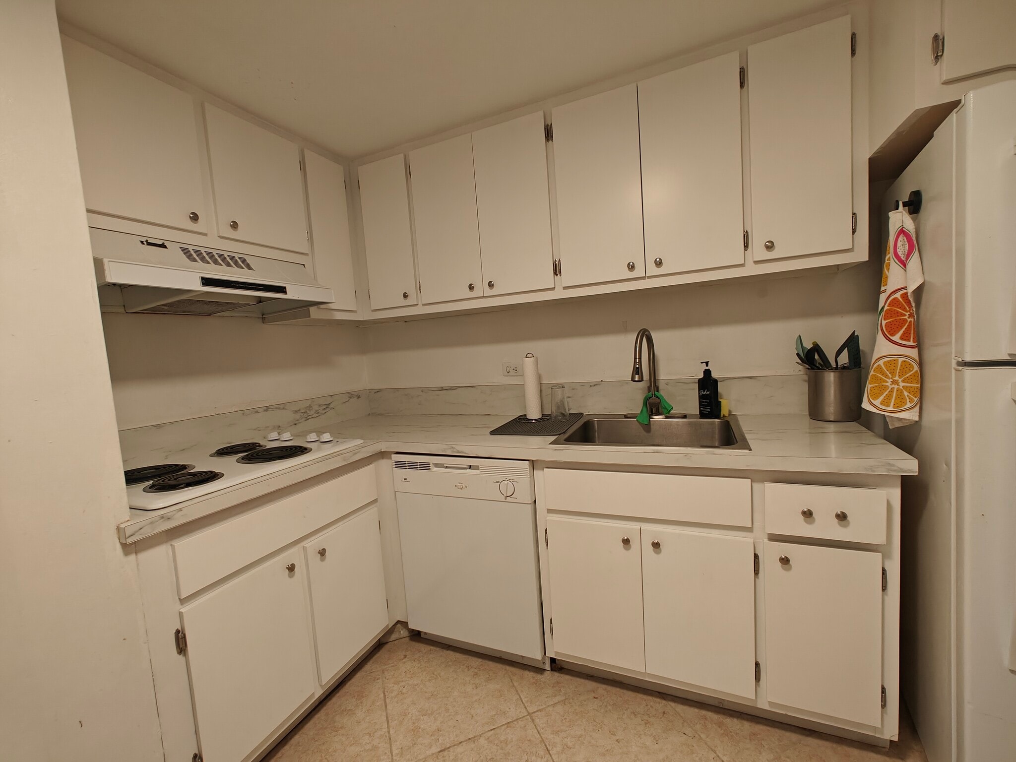Building Photo - 825 Brickell Bay Dr