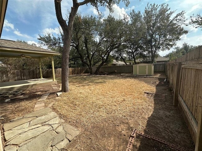 Building Photo - 3309 Blue Ridge Dr