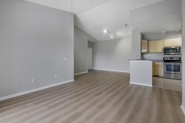 Building Photo - 2705 Maitland Crossing Way