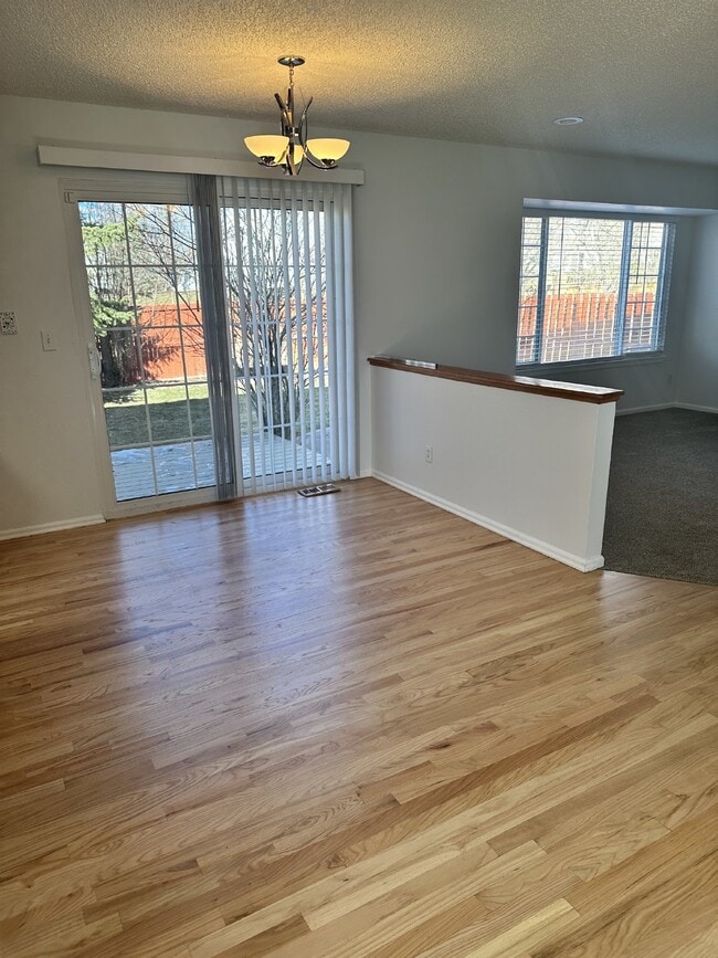 Building Photo - All yard care included! Great community am...