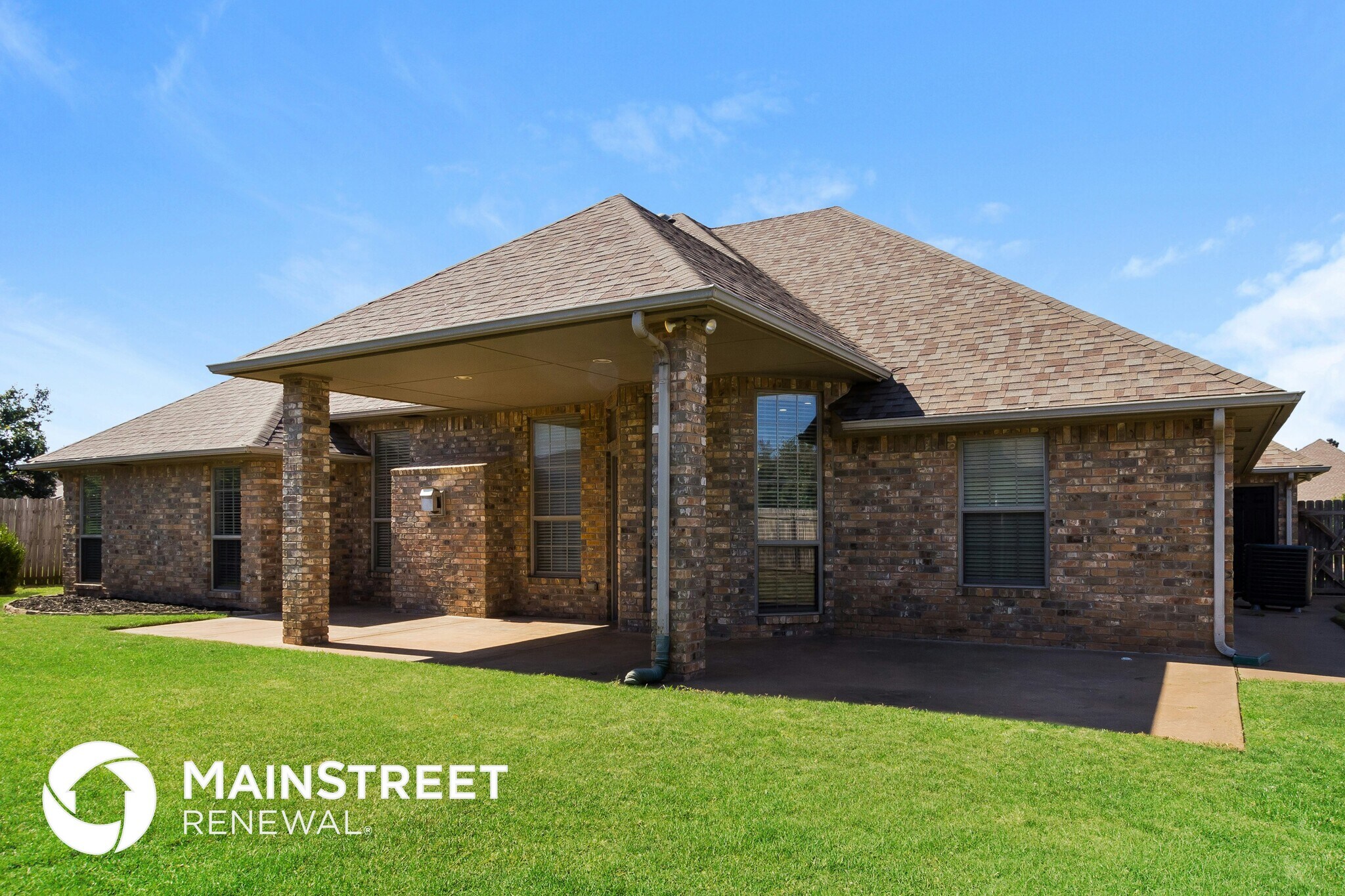 Building Photo - 17112 Bridle Ridge Cir