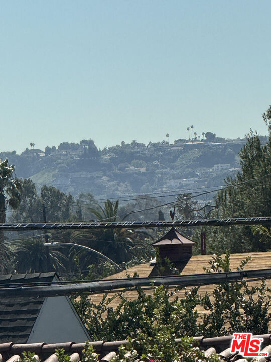 Building Photo - 1428 S Genesee Ave