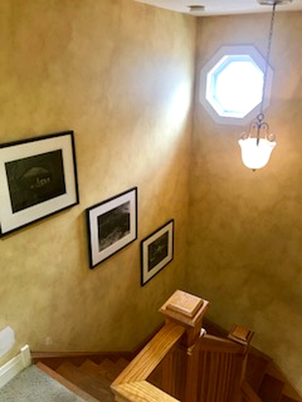 Stairwell - 1843 W Waveland Ave