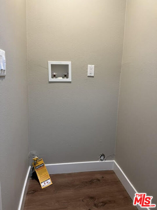 Building Photo - 334 Stepney St