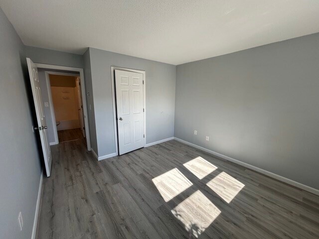 Building Photo - 32 Maple Crest Cir