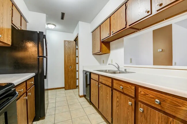 kitchen and pantry - 203 W Parry St